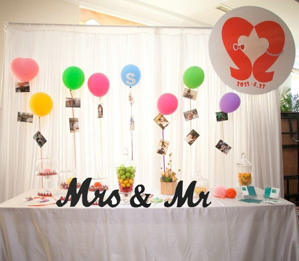 Mr and Mrs Sign Wedding Decorations Black