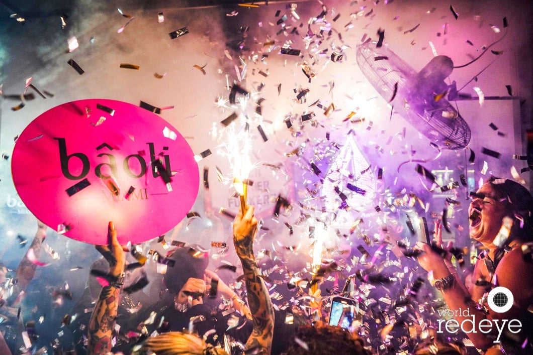 30 inch Confetti Cannon Metallic Gold