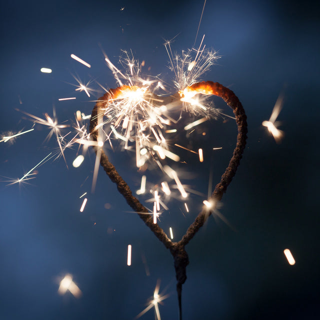 heart shaped sparklers for weddings